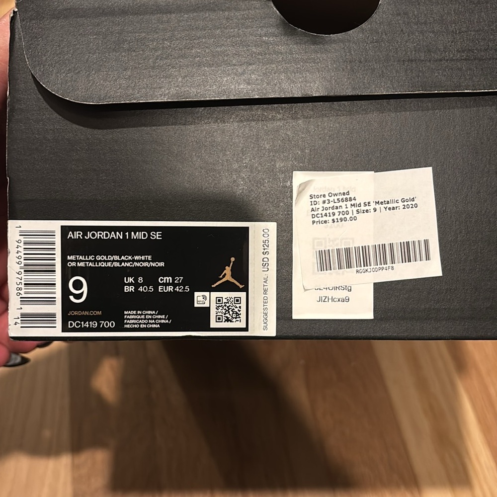 Air Jordan 1 Mid SE Metallic Gold - Picture 2 of 8